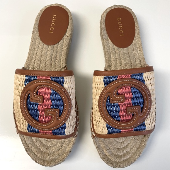 GUCCI Interlocking GG Espadrilles. - Picture 1 of 7